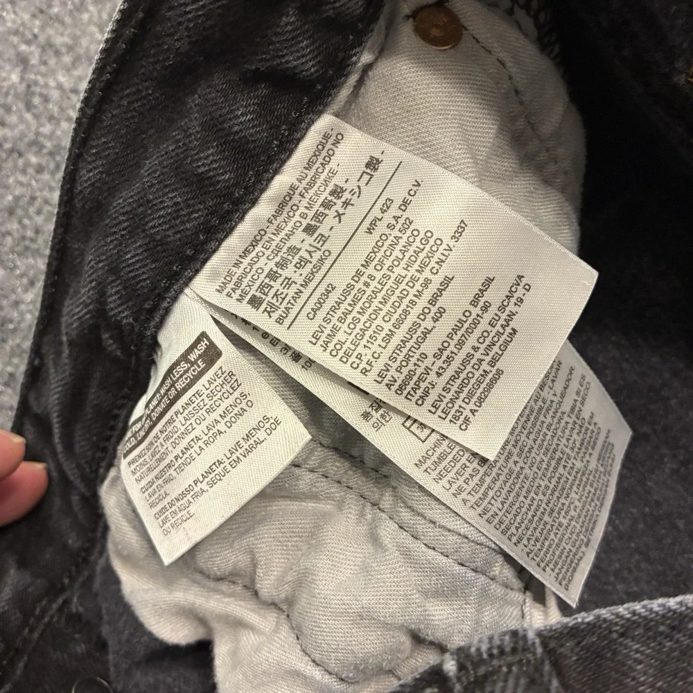 Levis very nice
